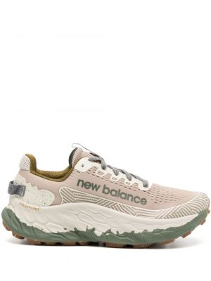 Sneaker New Balance Fresh Foam beige
