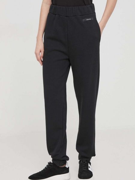 Černé sportovní kalhoty Calvin Klein