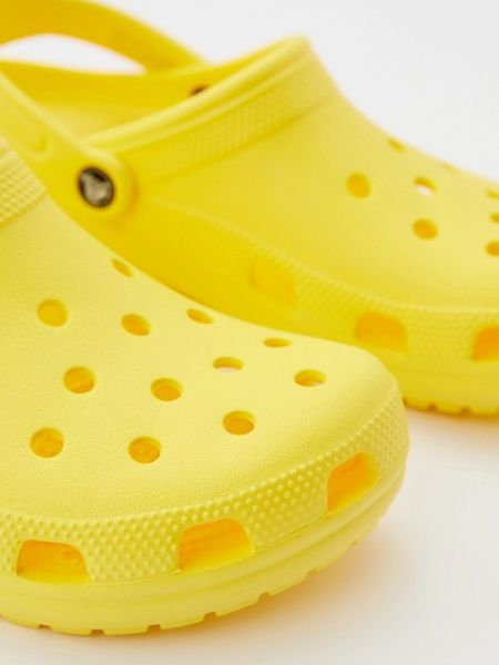 Сабо Crocs желтые
