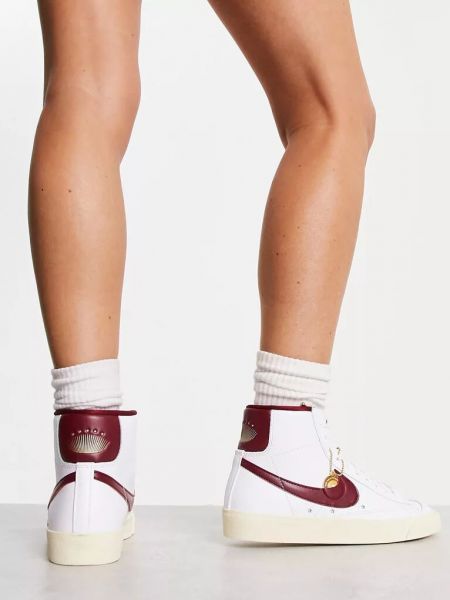 Кроссовки Nike Blazer бордовые