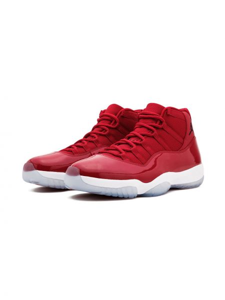 Baskets Jordan 11 Retro rouge