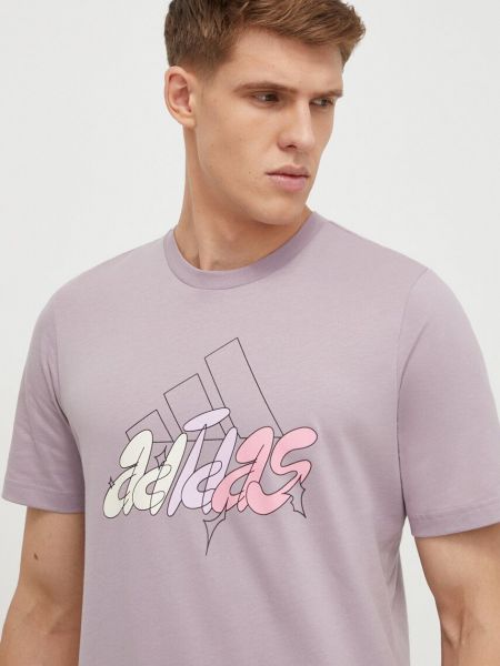 Koszulka bawełniana z nadrukiem Adidas fioletowa