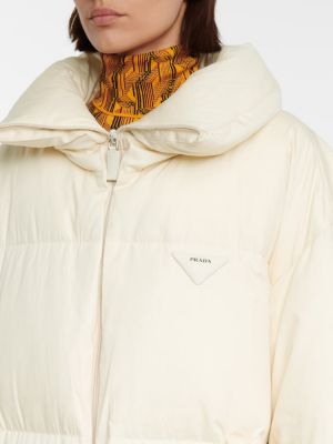 Péřový bavlněný kabát Prada bílý