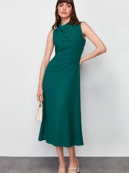 Плетена миди рокля Trendyol зелено