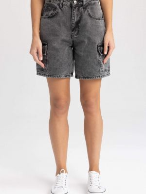 Bermuda kratke hlače Defacto siva
