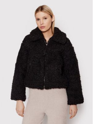 Ugg Kožuch Maeve 1120636 Čierna Regular Fit
