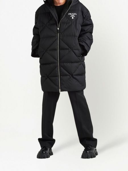 Péřový kabát z nylonu Prada černý