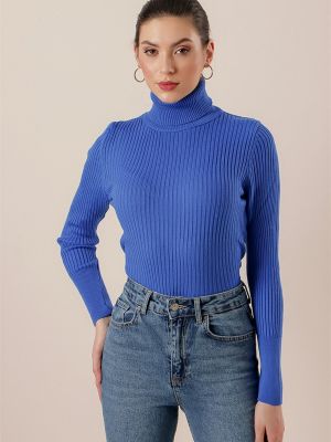 Brīva piegriezuma džemperis ar augstu apkakli By Saygı