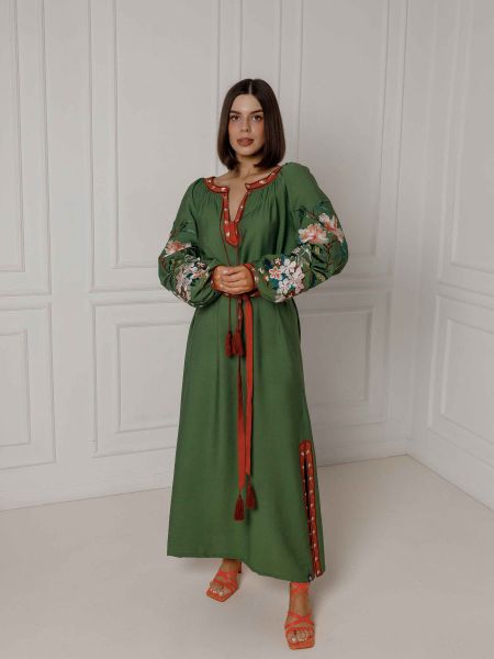 Платье с вышивкой из вискозы сварга зеленое