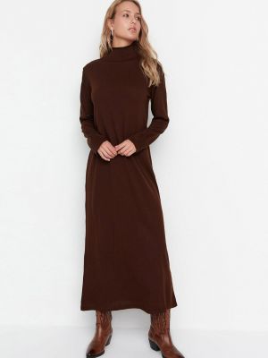 Трикотажное платье Trendyol Modest коричневое