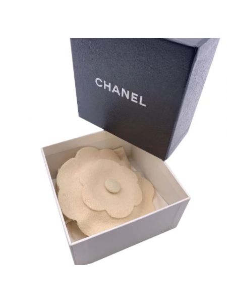Broszka Chanel Vintage beżowa