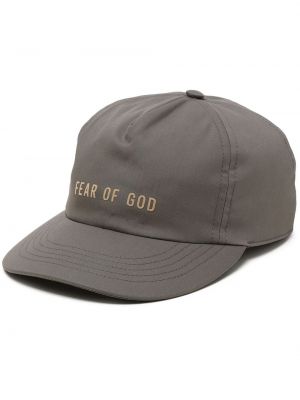 Памучна шапка с козирки бродирана Fear Of God сиво
