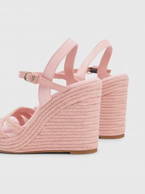 Sandály na klínovém podpatku Tommy Hilfiger růžové