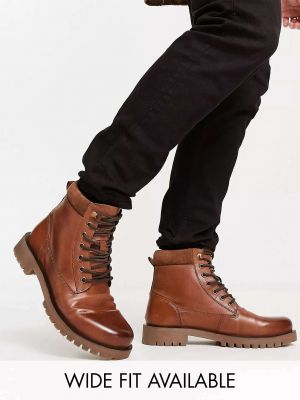 Кожаные ботинки на плоской подошве на шнуровке Asos коричневые