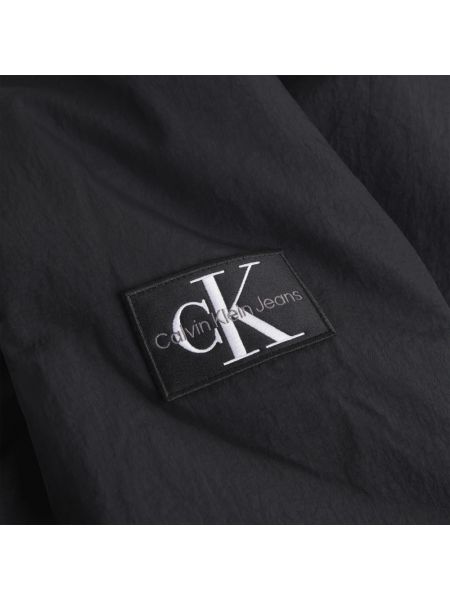 Chaqueta de nailon de plumas Calvin Klein Jeans negro