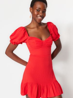 Testhezálló mini ruha Trendyol piros