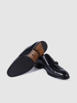 Кожаные туфли на шнуровке Lottusse черные