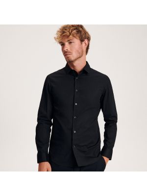 Slim fit priliehavá košeľa Reserved čierna