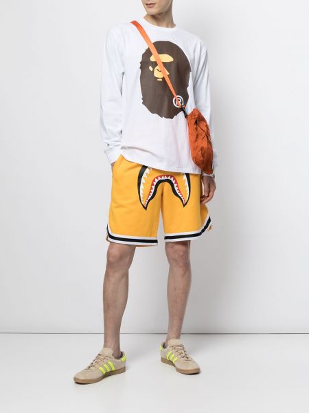 Pantalones cortos deportivos con estampado A Bathing Ape® amarillo