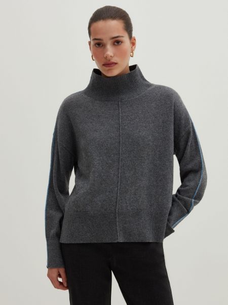 Серый пуловер Stefanel