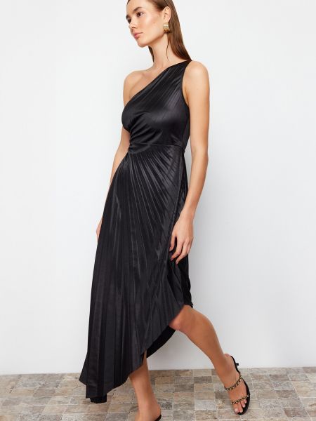 Асиметрична трикотажна атласна вечірня сукня Trendyol чорна