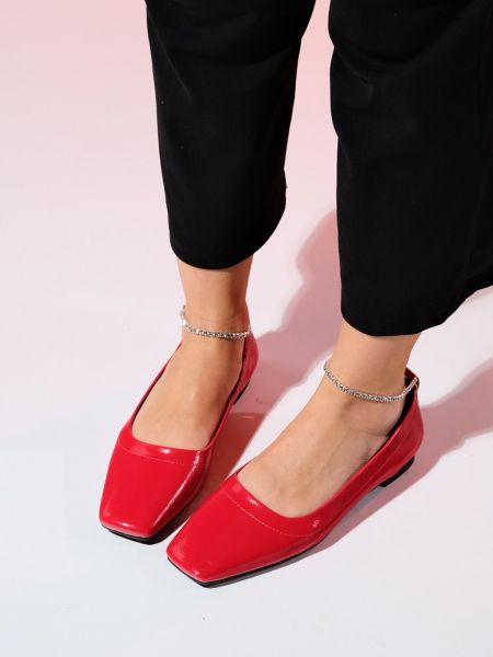 Kožne cipele bez pete od lakirane kože Luvishoes crvena