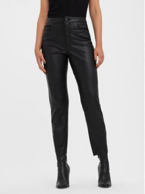 Черные прямые брюки из искусственной кожи Vero Moda