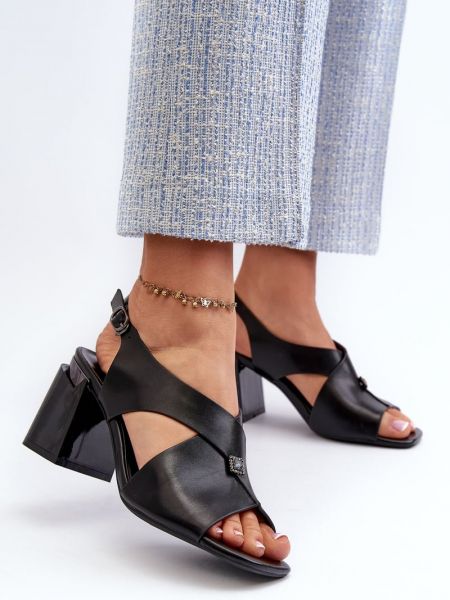 Elegantné kožené sandále na vysokom podpätku Kesi čierna