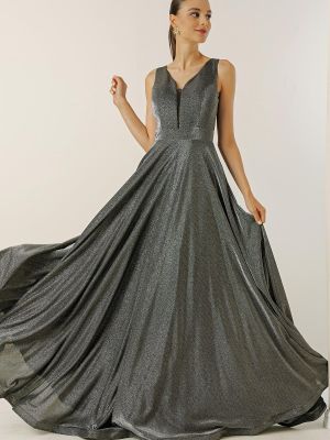 Вечерна рокля с v-образно деколте от тюл By Saygı