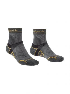 Спортни чорапи от мерино вълна Bridgedale бежово
