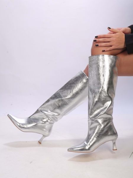 Lakované kožené kotníkové boty Shoeberry stříbrné