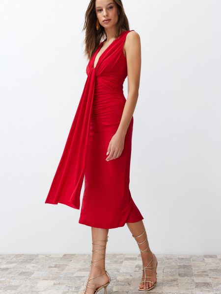 Pletena večernja haljina s draperijom Trendyol crvena