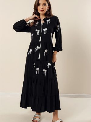 Haftowana sukienka długa z wiskozy w kwiatki By Saygı czarna