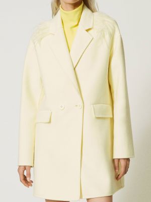 Желтое пальто Twinset Milano