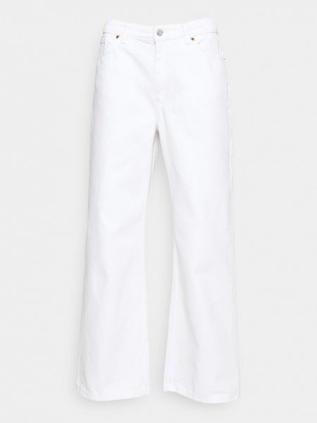 Białe jeansy dzwony Monki