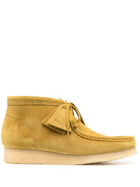 Semišové kotníkové boty Clarks žluté