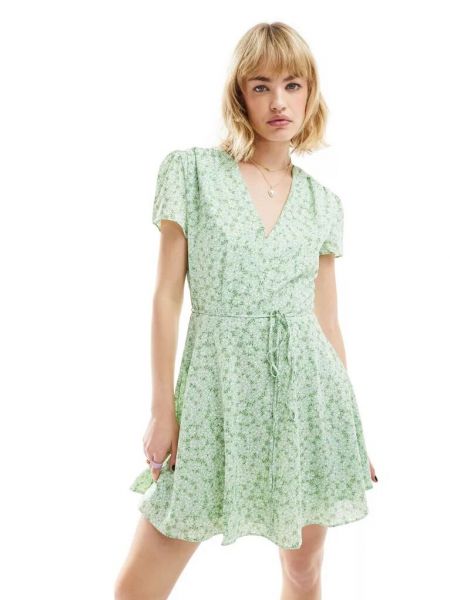 Платье мини с принтом с v-образным вырезом с коротким рукавом Glamorous зеленое