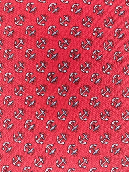 Corbata con estampado Hermès rojo