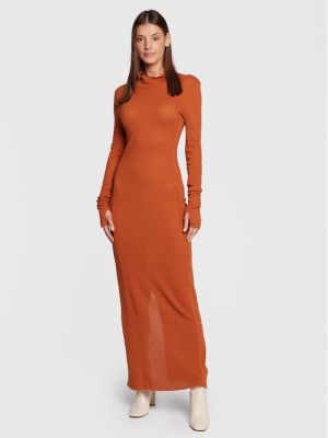 Плетена рокля American Vintage оранжево