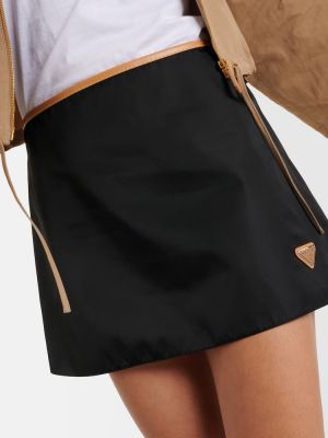 Nylonowa mini spódniczka Prada brązowa