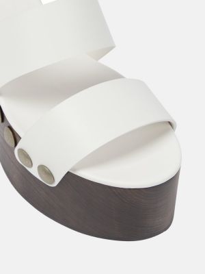 Kožené sandále na kline Alaã¯a biela