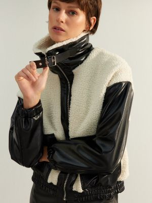 Oversize палто Trendyol черно
