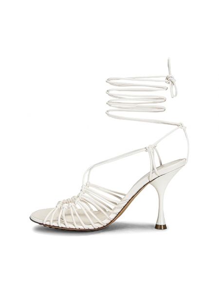 Białe sandały na obcasie na wysokim obcasie Bottega Veneta