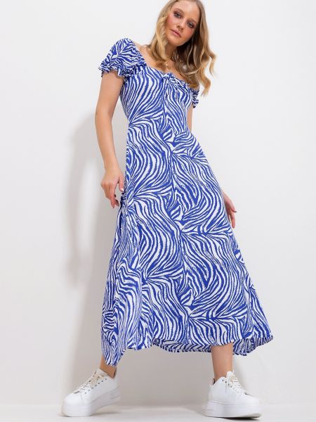 Pletena haljina s cvjetnim printom Trend Alaçatı Stili plava