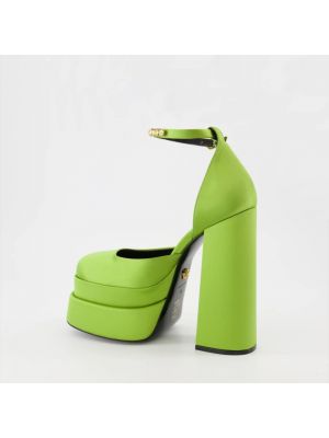 Calzado de raso Versace verde
