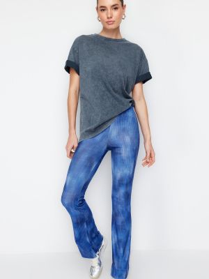 Relaxed fit hlače z abstraktnimi vzorci Trendyol modra