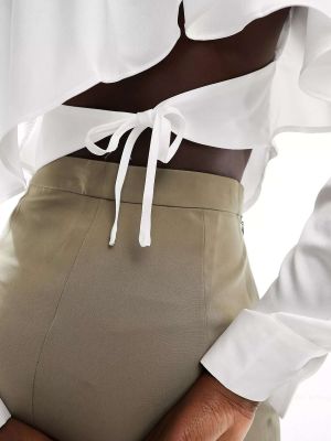 Атласная рубашка с вырезом на спине Asos белая