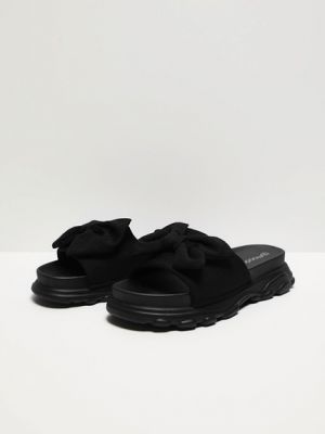 Nizki čevlji Moodo črna