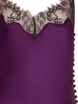 Krajkové saténové večerní šaty Nicholas fialové