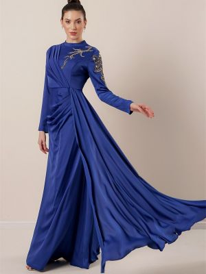 Σατέν φόρεμα με κέντημα από κρεπ By Saygı